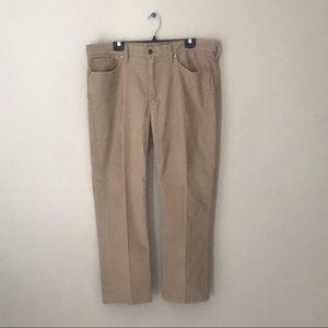 Corduroy Levi 514’s. Khaki color, size 38/30.